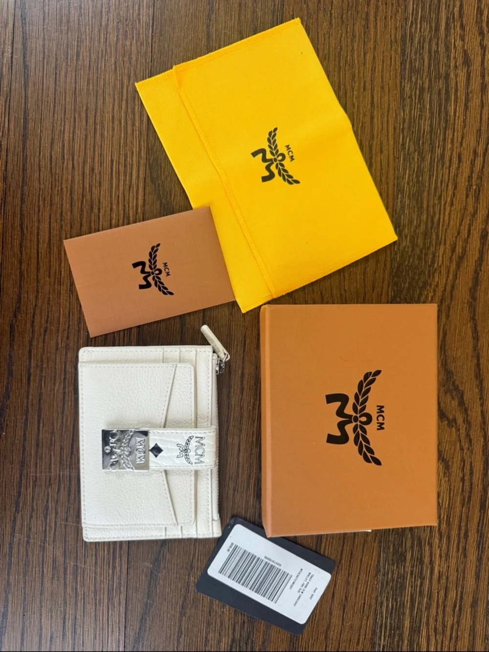NWT MCM Tracy card case wallet - Picture 5 of 5